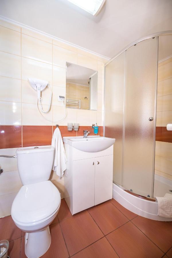 Stanica Hucul Hotell Sułkowice Exteriör bild