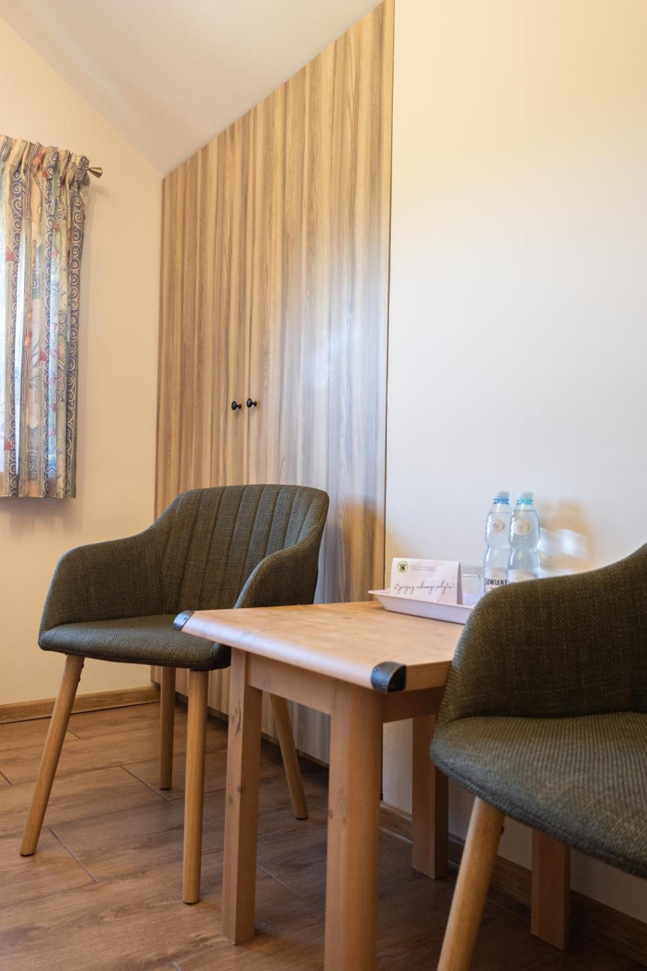 Stanica Hucul Hotell Sułkowice Exteriör bild